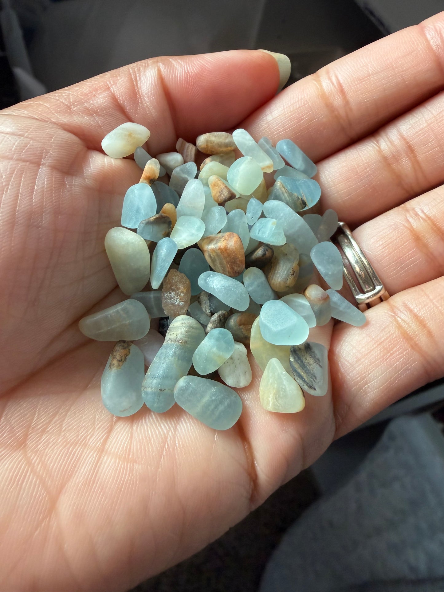 Blue Onyx Chips 150g bag