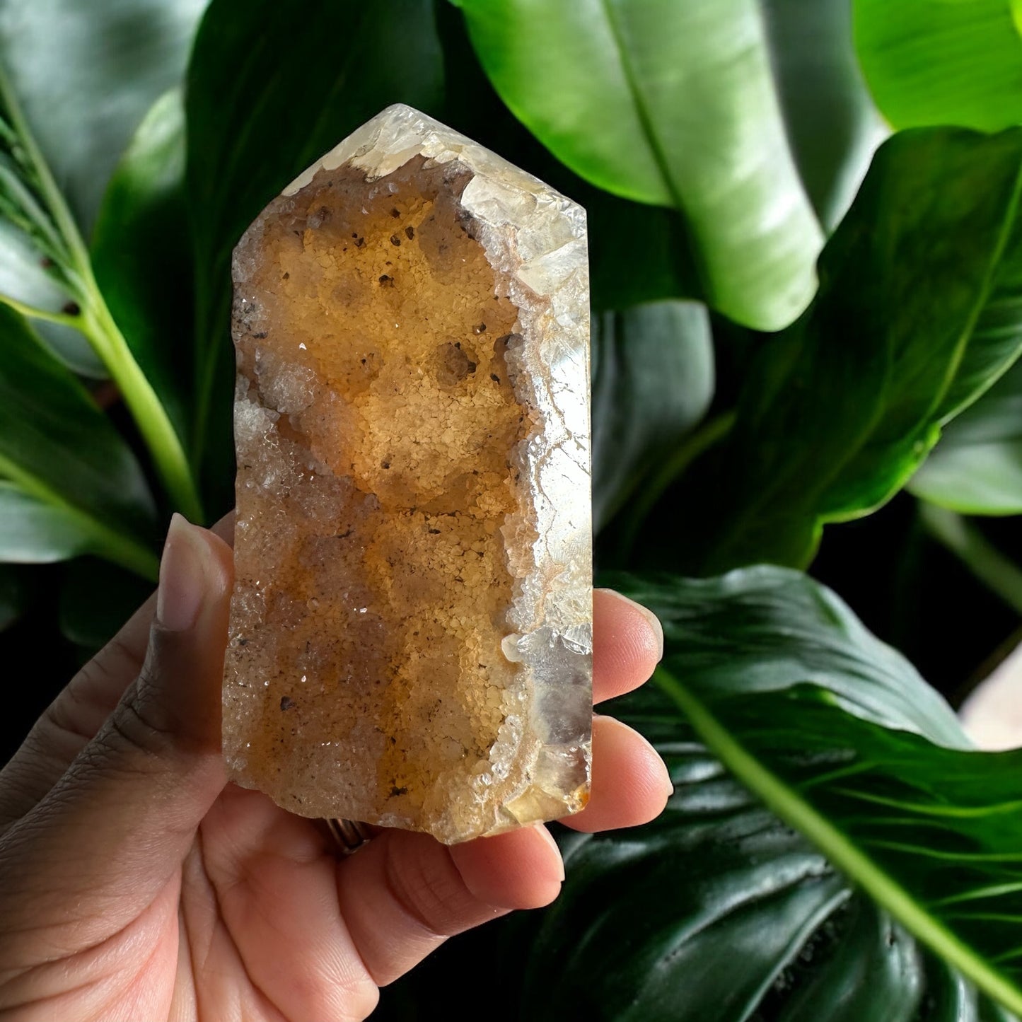 Druzy Carnelian Point